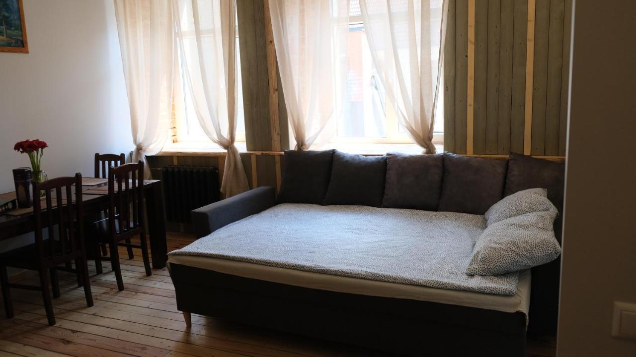 Classic 2-Room Apartment In Old Town Рига Экстерьер фото