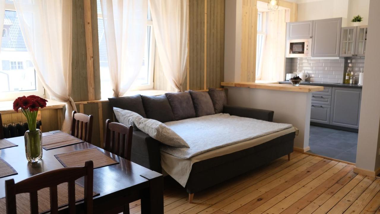 Historic Apartment With Wooden Floors In The Hearth Of Old-Town Рига Экстерьер фото