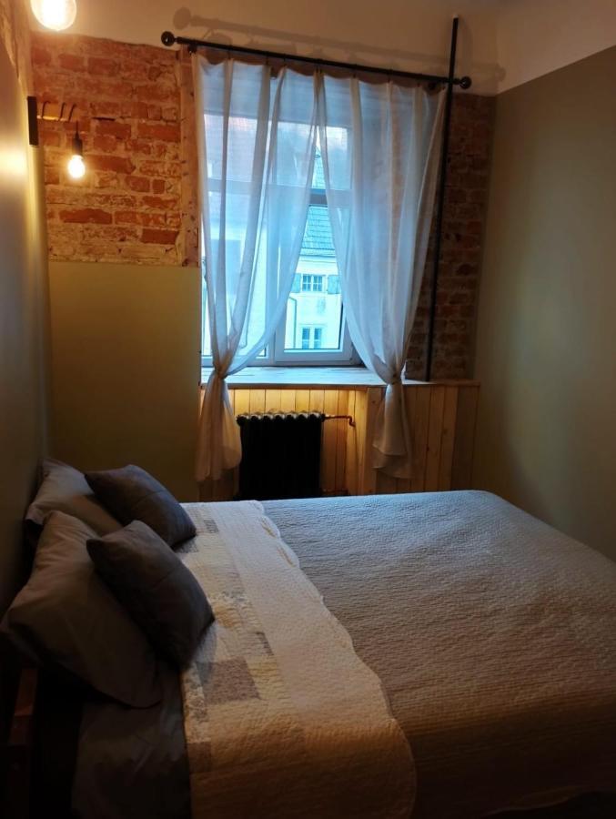 Historic Apartment With Wooden Floors In The Hearth Of Old-Town Рига Экстерьер фото